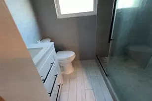 1226 Valley Dr, Angleton, TX 77515 - Photo 12