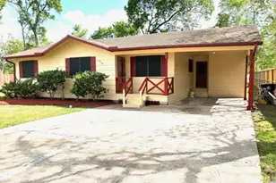 8318 Nyssa St, Houston, TX 77078 - Photo 1