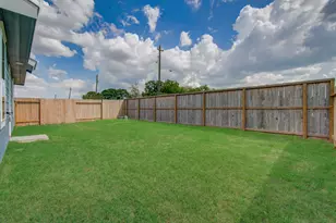 4804 Peanut Butter and Jelly Dr, Houston, TX 77048 - Photo 20