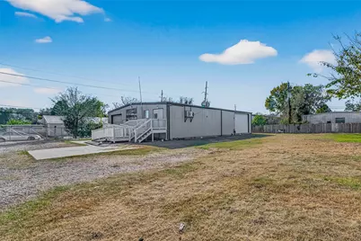 6203 Gessner Road, Houston, TX 77041 - Photo 10