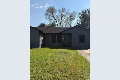 5230 Westover Street, Houston, TX 77033 - Photo 1