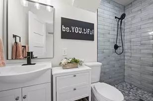 5827 Avenue R, Galveston, TX 77551 - Photo 16