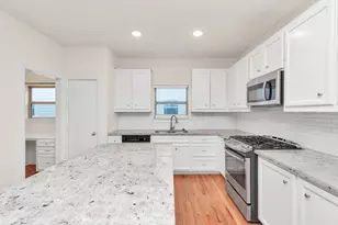 3627 Main Plaza Dr, Houston, TX 77025 - Photo 18