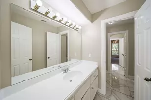 7314 Birchtree Forest Dr, Houston, TX 77088 - Photo 10