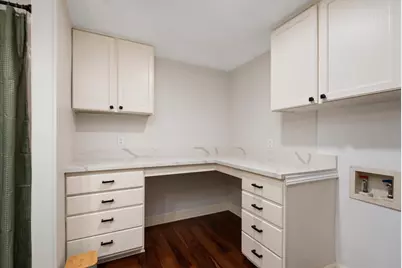 215 Caplin Street, Houston, TX 77022 - Photo 8