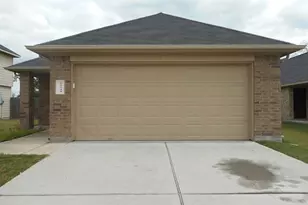 22334 Queenbury Hills Dr, Houston, TX 77073 - Photo 1