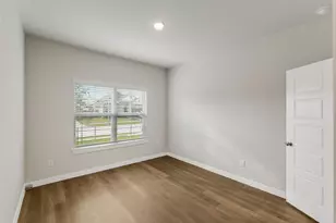 8634 Jetty Glen Dr, Cypress, TX 77433 - Photo 10