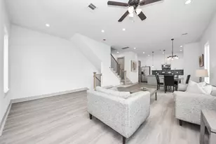 5316 Kindred Gdn Ln, Houston, TX 77091 - Photo 1