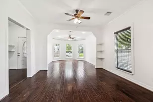 3811 Walker St, Houston, TX 77023 - Photo 6