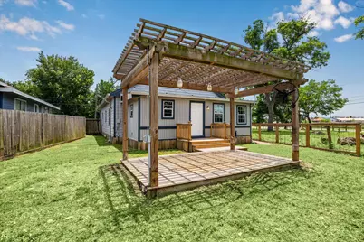 3811 Walker Street, Houston, TX 77023 - Photo 26