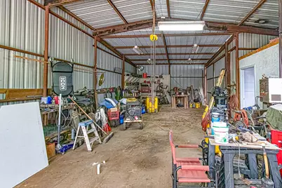 185 Rayon W, Livingston, TX 77351 - Photo 22