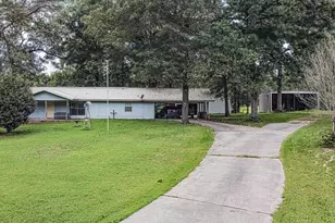 185 Rayon W, Livingston, TX 77351 - Photo 4
