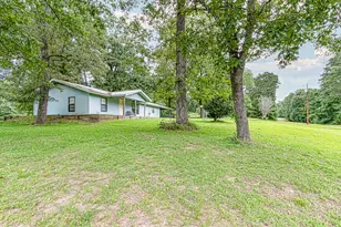 185 Rayon W, Livingston, TX 77351 - Photo 6