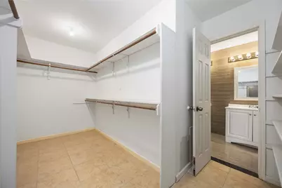 13010 Worthington Street, Sugar Land, TX 77478 - Photo 16