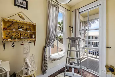 1419 Mechanic Street, Galveston, TX 77550 - Photo 20