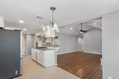 24610 Green Moss Drive, Houston, TX 77336 - Photo 10
