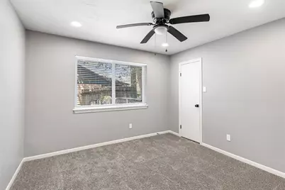 24610 Green Moss Drive, Houston, TX 77336 - Photo 32