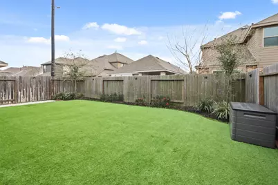 5047 Hazel Orchard Drive, Houston, TX 77066 - Photo 22