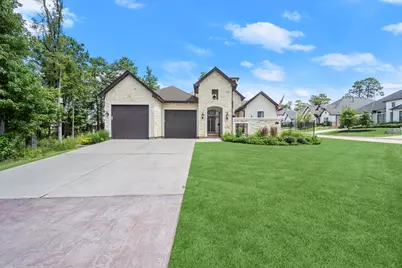 1715 Mission Oaks Court, Conroe, TX 77304 - Photo 4