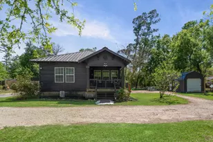 10002 Twisted Oak, Baytown, TX 77521 - Photo 1