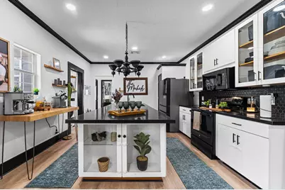 10002 Twisted Oak, Baytown, TX 77521 - Photo 10