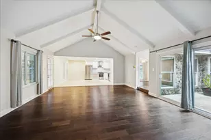 10638 Bob White Dr, Houston, TX 77096 - Photo 4