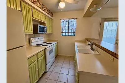 2110 Wilcrest Drive #101, Houston, TX 77042 - Photo 8