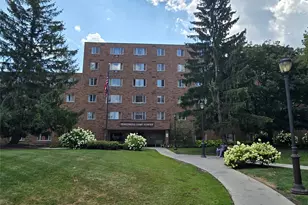 3105 Devonshire Rd, Cleveland, OH 44109 - Photo 8