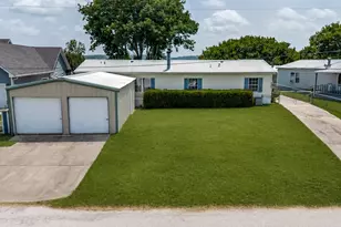 207 Vivian Rd, Onalaska, TX 77360 - Photo 2