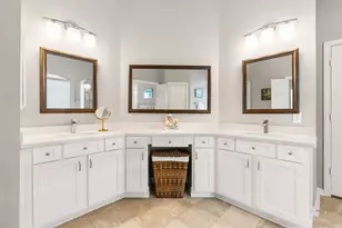 15 Monet Bend Pl, The Woodlands, TX 77382 - Photo 22