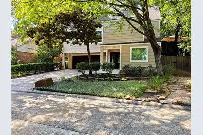 7 Leisure Lane, The Woodlands, TX 77380 - Photo 2