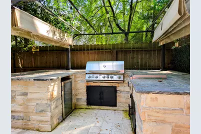 7 Leisure Lane, The Woodlands, TX 77380 - Photo 14