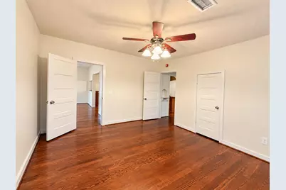 317 E Locust Street, Angleton, TX 77515 - Photo 12