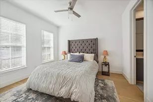 2714 Harvard St, Houston, TX 77008 - Photo 8