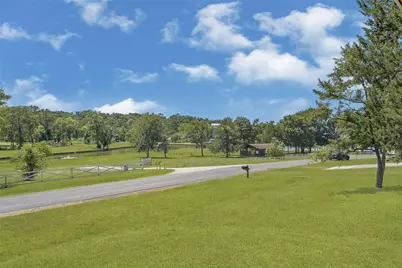 890 Paradise Drive, Coldspring, TX 77331 - Photo 6