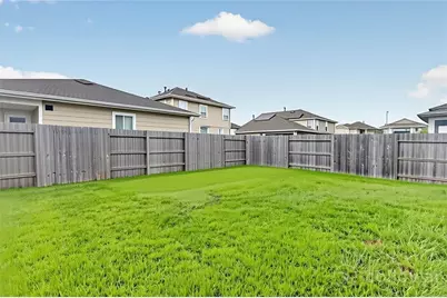 9839 Mills Field Drive, Houston, TX 77070 - Photo 2
