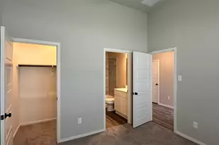 13627 Lago Vis Dr, Iowa Colony, TX 77583 - Photo 16