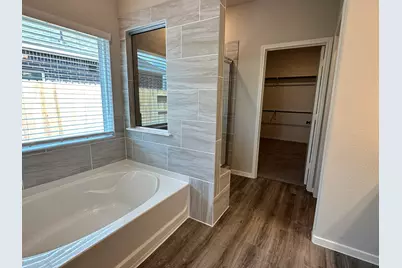 13627 Lago Vista Drive, Iowa Colony, TX 77583 - Photo 10
