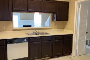 12500 Brookglade Cir, Houston, TX 77099 - Photo 6