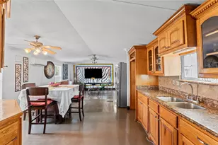 22202 Maplewood Dr, Katy, TX 77449 - Photo 18