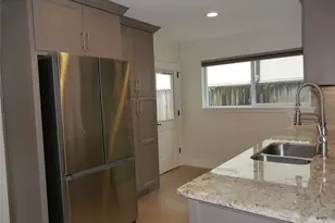 5722 N Braeswood Blvd, Houston, TX 77096 - Photo 20