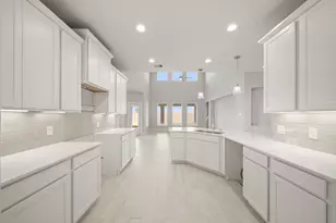 420 Elmbrook Ter Wy, Waller, TX 77484 - Photo 4