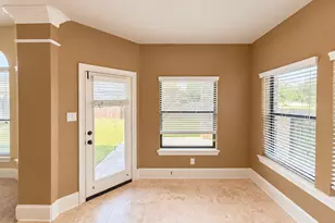 13101 Hollow Garden Lane, Rosharon, TX 77583 - Photo 18