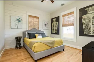 2612 Ave M 1/2, Galveston, TX 77550 - Photo 4