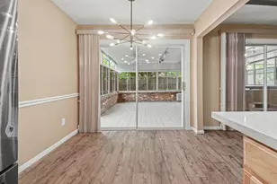 16807 David Glen Dr, Friendswood, TX 77546 - Photo 8