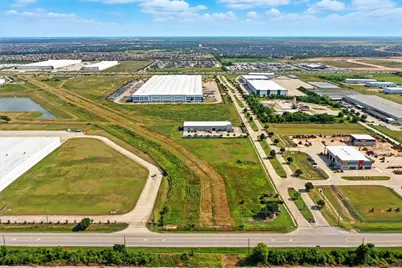 189 Commerce Parkway, Katy, TX 77494 - Photo 32