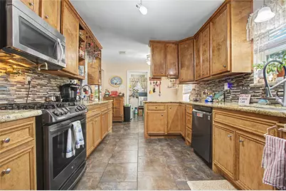 2549 River Ridge, Conroe, TX 77385 - Photo 8