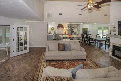600 W Timberland Drive, Woodville, TX 75979 - Photo 6