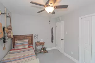 600 W Timberland Dr, Woodville, TX 75979 - Photo 12