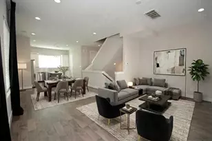 2110 Bello Amanecer Ln, Houston, TX 77055 - Photo 8
